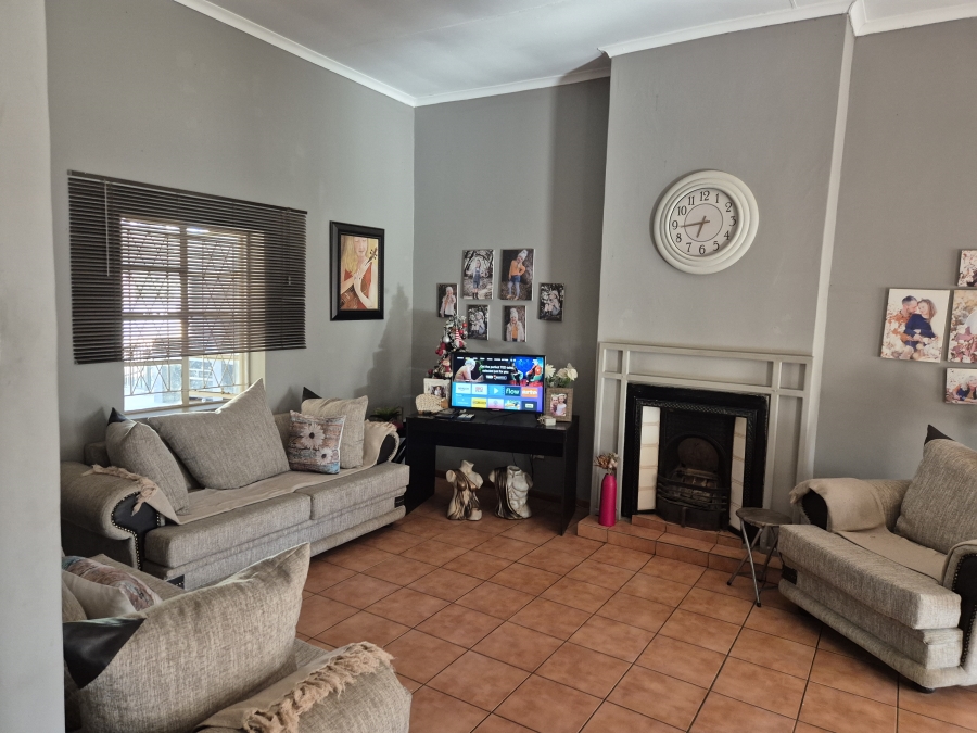 5 Bedroom Property for Sale in Wolmaransstad North West